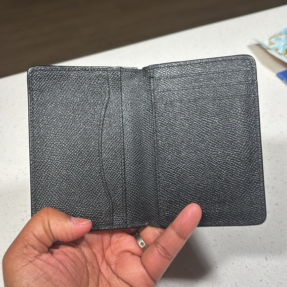 Black Men’s Pebbled Leather Coach Wallet - Picture 9 of 14